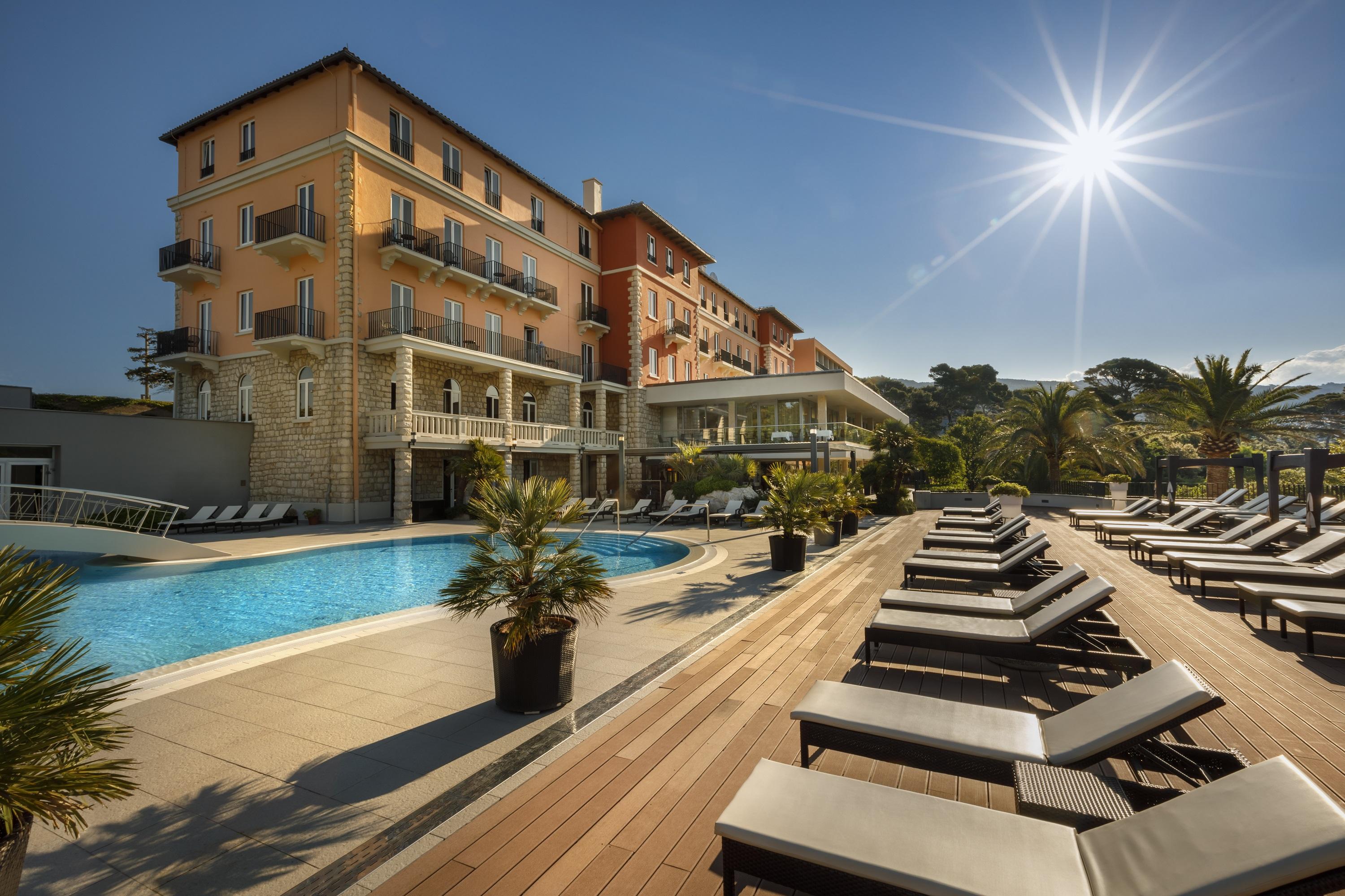 Imperial Heritage Hotel, Valamar Collection (Adults Only) Rab Town Exterior foto