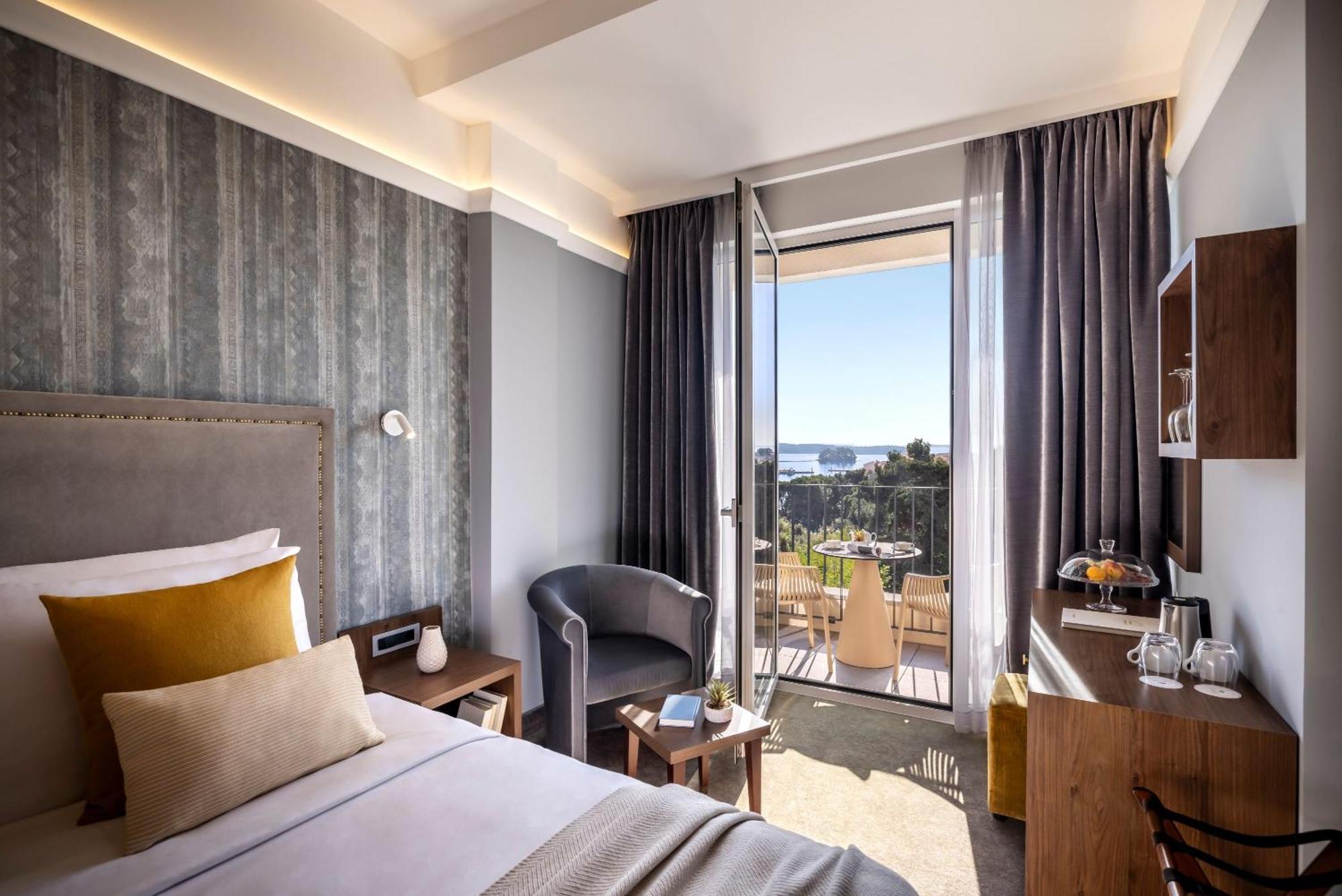 Imperial Heritage Hotel, Valamar Collection (Adults Only) Rab Town Exterior foto